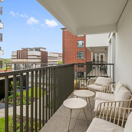 Doki Living - Foodhall & Parking By Downtown Apartments Gdańsk Buitenkant foto