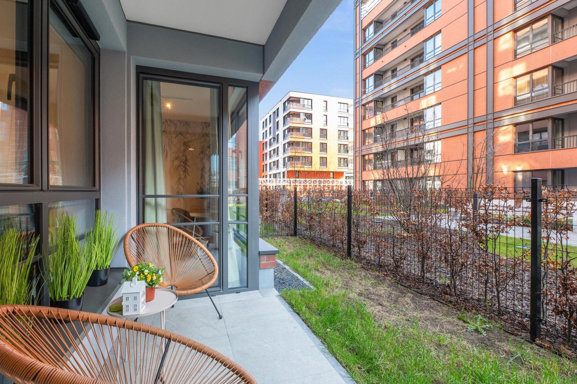 Doki Living - Foodhall & Parking By Downtown Apartments Gdańsk Buitenkant foto